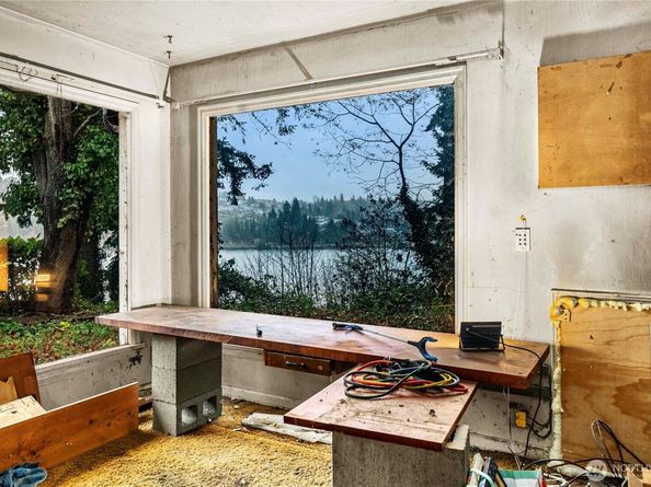 2608 Stevens Drive, Bremerton WA 98312