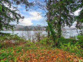 2608 Stevens Drive, Bremerton WA 98312