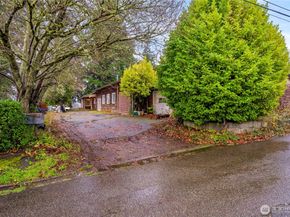 2608 Stevens Drive, Bremerton WA 98312