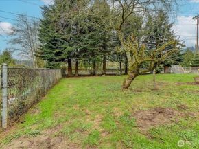 15214 149th Avenue SE, Renton WA 98058