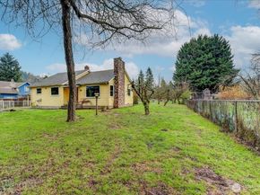 15214 149th Avenue SE, Renton WA 98058