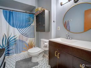 13027 40th Avenue S, Tukwila WA 98168