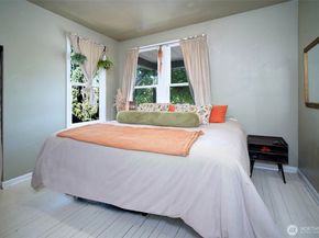 13027 40th Avenue S, Tukwila WA 98168