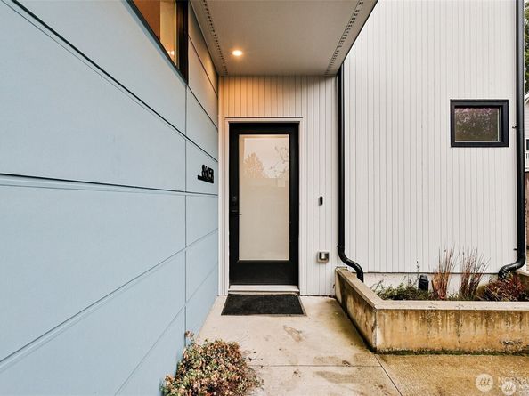 8605 5th Avenue NE B, Seattle WA 98115