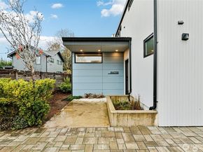 8605 5th Avenue NE B, Seattle WA 98115