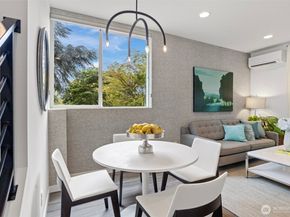 2525 29th Avenue S E, Seattle WA 98144