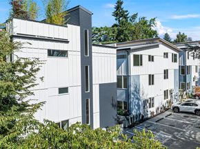 2525 29th Avenue S E, Seattle WA 98144