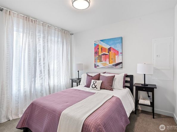 2525 29th Avenue S E, Seattle WA 98144