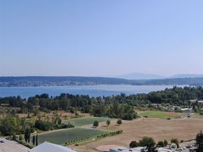 7323 Sand Point Way NE 103, Seattle WA 98115