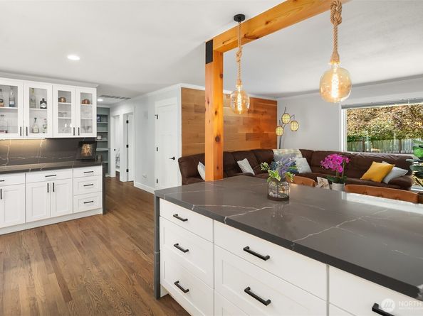 7245 NE 170th Street, Kenmore WA 98028