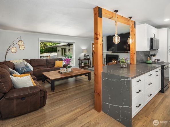 7245 NE 170th Street, Kenmore WA 98028