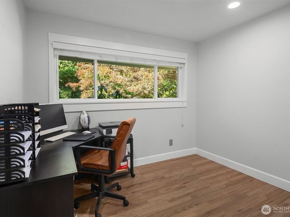 7245 NE 170th Street, Kenmore WA 98028