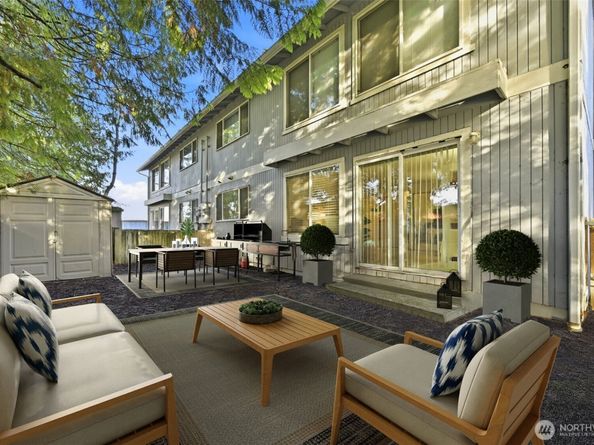 9105 1st Pl NE 1, Lake Stevens WA 98258