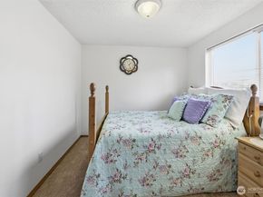 9105 1st Pl NE 1, Lake Stevens WA 98258