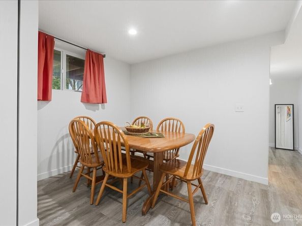 818 SW 120th Street, Seattle WA 98146