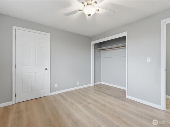 818 SW 120th Street, Seattle WA 98146