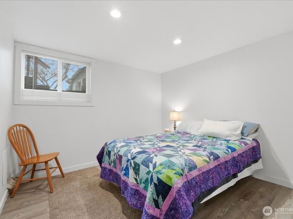 818 SW 120th Street, Seattle WA 98146