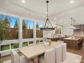 7271 152nd Avenue NE, Redmond WA 98052