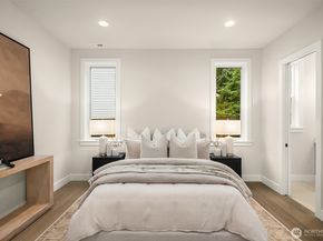 7271 152nd Avenue NE, Redmond WA 98052