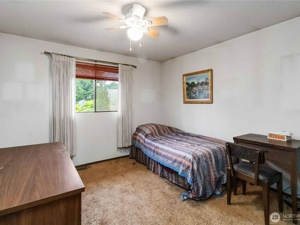 4528 180th Place SW, Lynnwood WA 98037