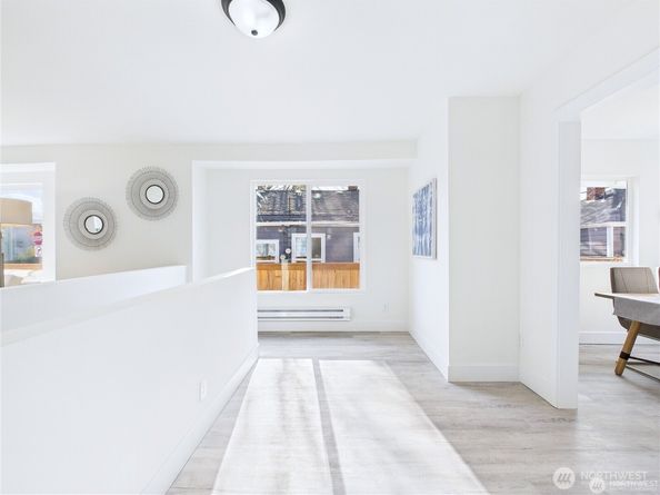 305 Meadow Avenue N, Renton WA 98057