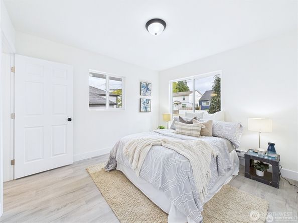 305 Meadow Avenue N, Renton WA 98057