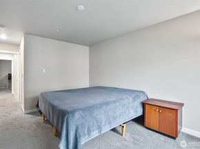 2002 101 Street SE 4, Lake Stevens WA 98258