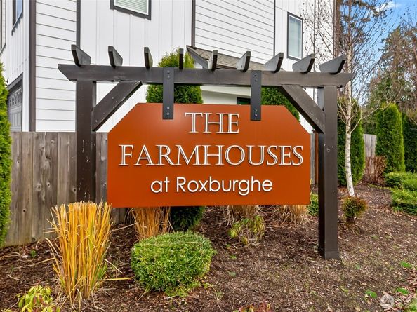 2002 101 Street SE 4, Lake Stevens WA 98258