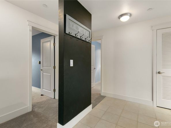 3204 81st Place SE B202, Mercer Island WA 98040