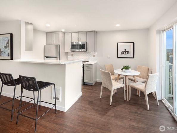 3318 30th Avenue SW A502, Seattle WA 98126