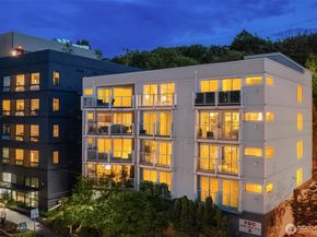 3318 30th Avenue SW A502, Seattle WA 98126