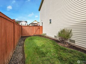166 Glennwood Place SE, Renton WA 98056