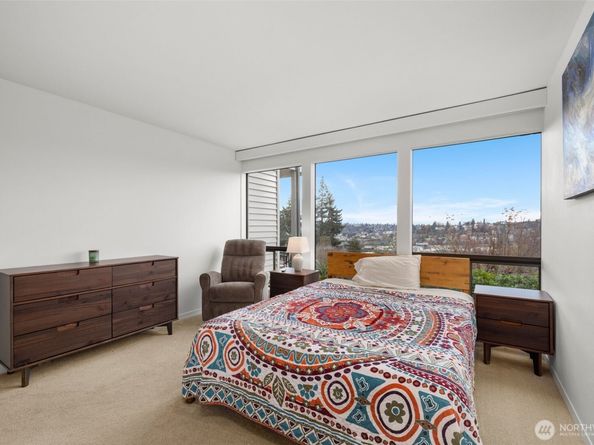 3410 25th Avenue W 202, Seattle WA 98199