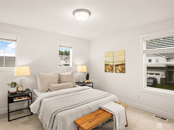 6700 Skipper Lane SE, Port Orchard WA 98267