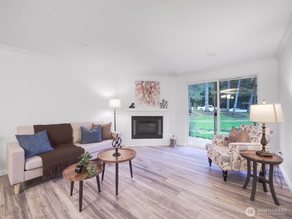 12618 100th Lane NE J146, Kirkland WA 98034