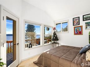 2049 NE Amhurst Court, Poulsbo WA 98370