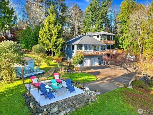 2049 NE Amhurst Court, Poulsbo WA 98370