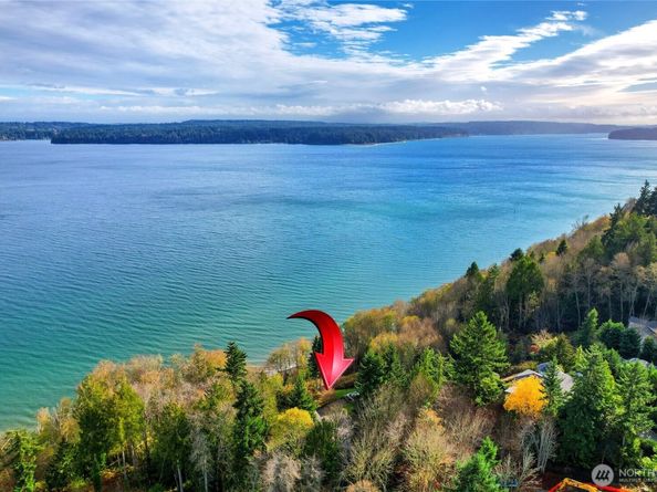 2049 NE Amhurst Court, Poulsbo WA 98370