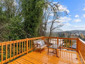 11804 90th Avenue NE, Kirkland WA 98034