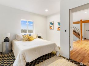 11804 90th Avenue NE, Kirkland WA 98034