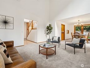 19714 41st Avenue NE, Lake Forest Park WA 98155