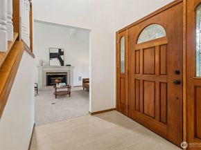 19714 41st Avenue NE, Lake Forest Park WA 98155