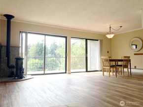 321 Bellevue Way SE 403, Bellevue WA 98004