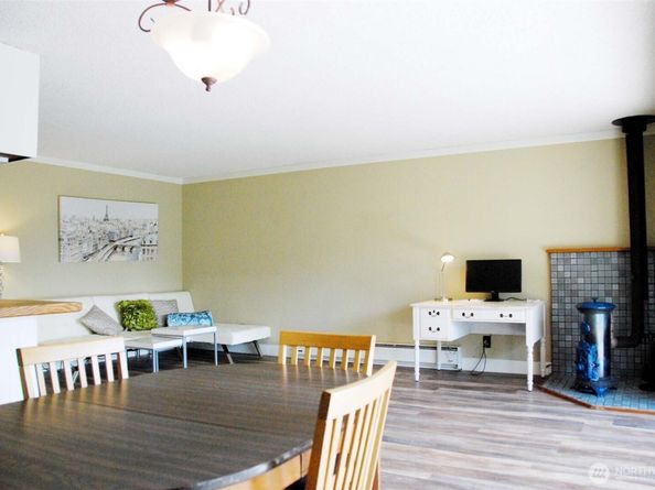 321 Bellevue Way SE 403, Bellevue WA 98004