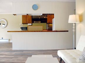 321 Bellevue Way SE 403, Bellevue WA 98004