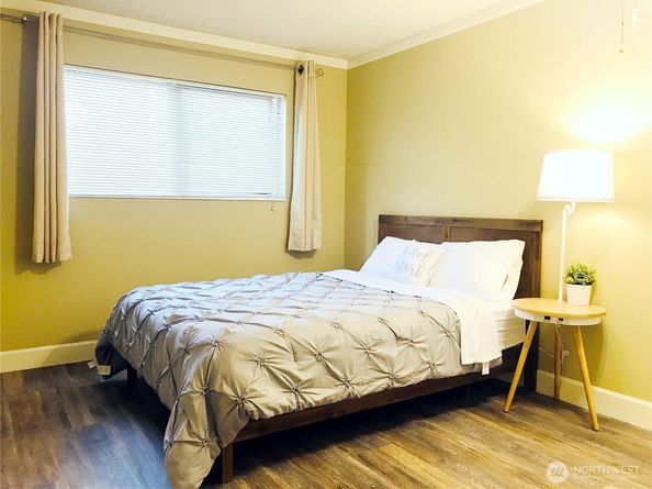 321 Bellevue Way SE 403, Bellevue WA 98004