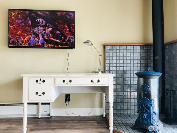 321 Bellevue Way SE 403, Bellevue WA 98004