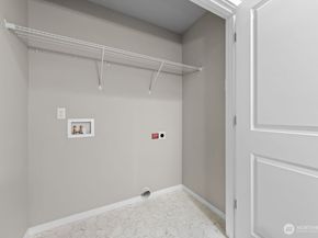 7027 Rainier Drive G, Everett WA 98203