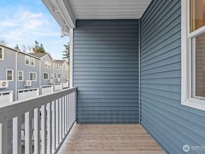 7027 Rainier Drive G, Everett WA 98203