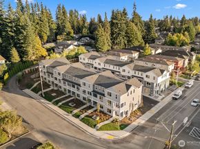 7027 Rainier Drive G, Everett WA 98203